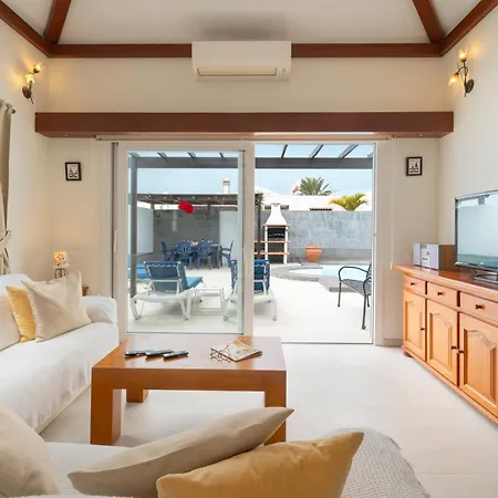 Вилла Lanzahost Casa Patricio Коста-Тегисе
